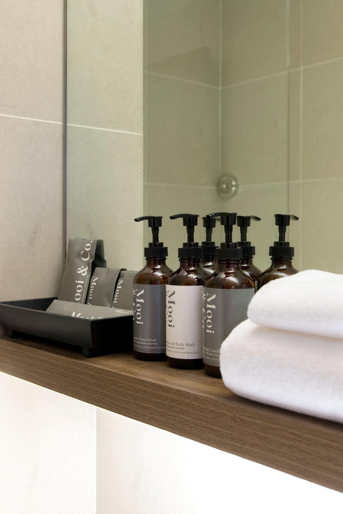 The Sphere Serviced Residences Managed By Hii Makati City Eksteriør bilde
