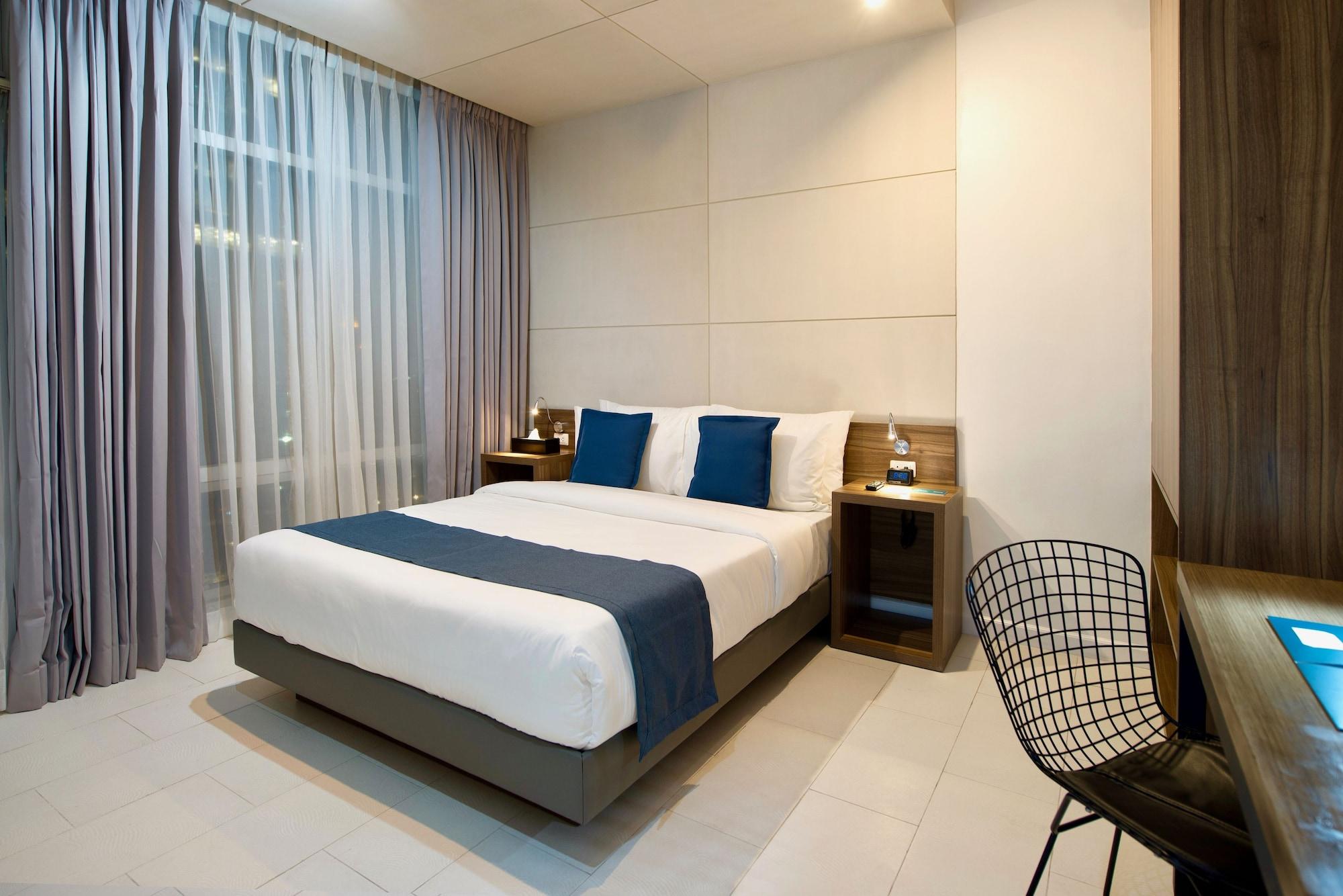 The Sphere Serviced Residences Managed By Hii Makati City Eksteriør bilde
